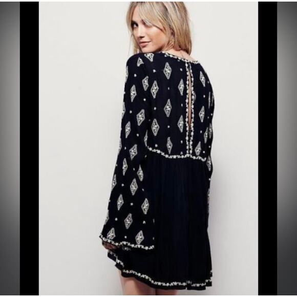 Free People Diamond Embroidered Tunic sz M - Picture 3 of 14